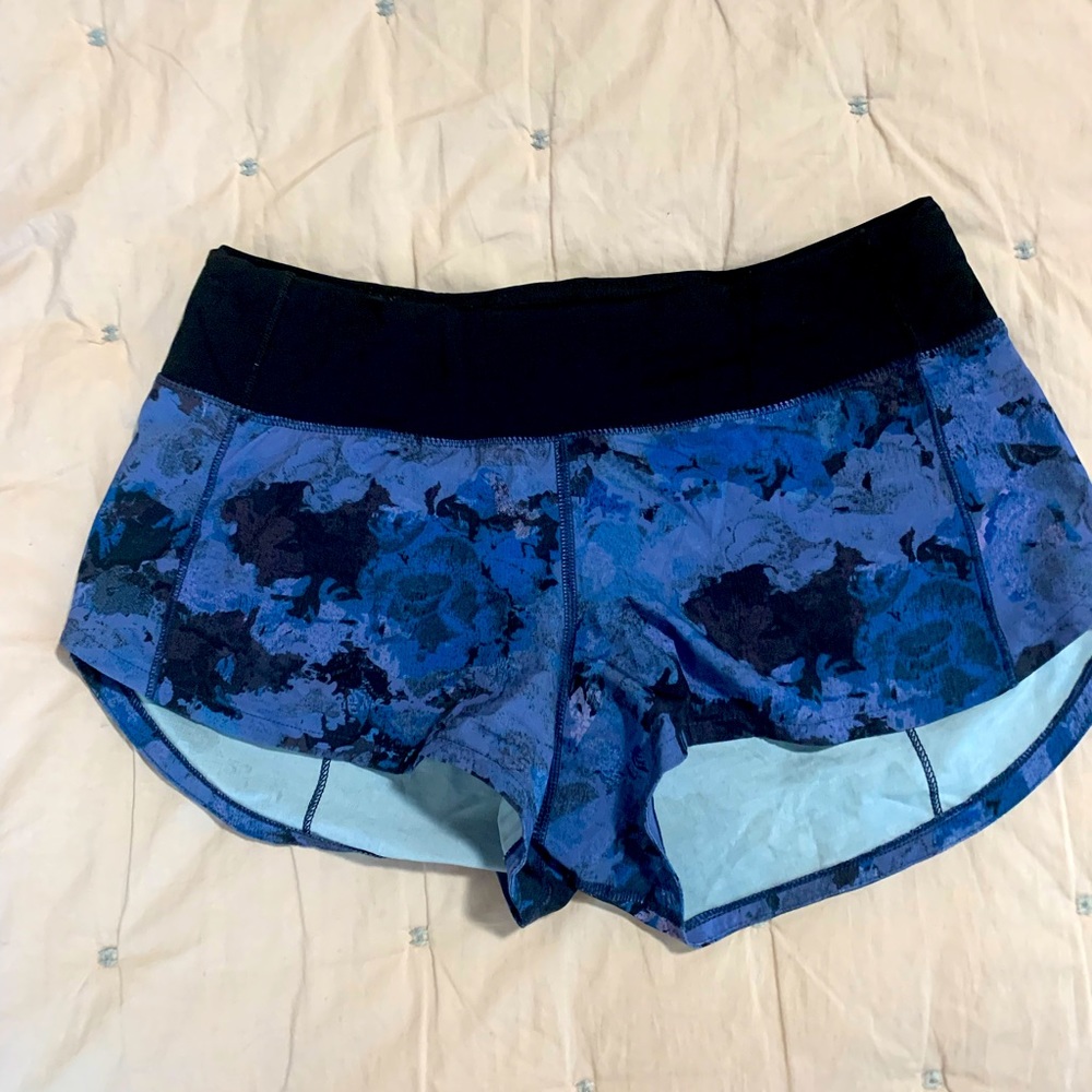 Lululemon speed shorts size 4 with 2.5” inseam